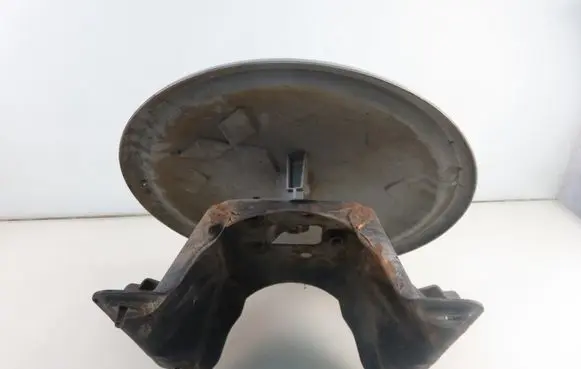 Mitsubishi Pajero Pinin Spare wheel mounting bracket 