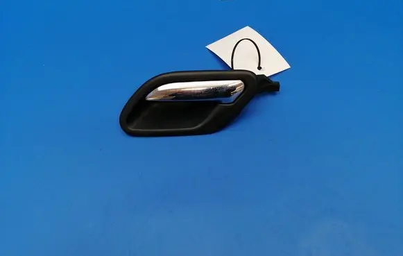 BMW 7 E38 Front door interior handle 8125513