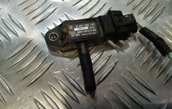 Ford Focus Air pressure sensor 0261230120 4M519F479AA
