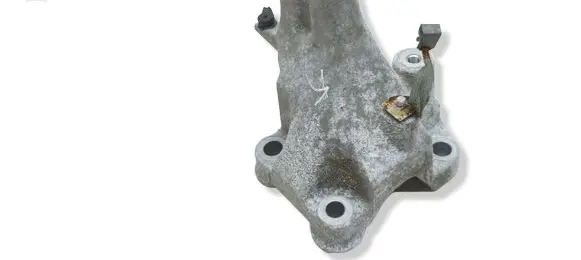 Jeep Grand Cherokee WL Engine mounting bracket 68375851AA