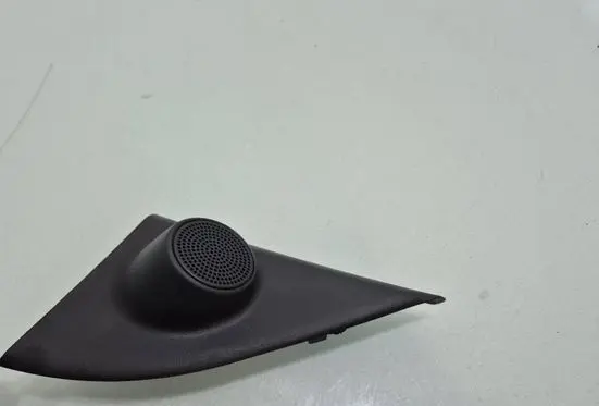 Hyundai Tucson JM Front door high frequency speaker 963102E000