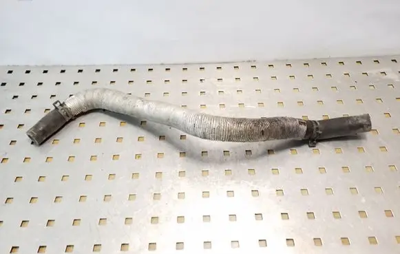 Skoda Fabia Mk1 (6Y) Engine coolant pipe/hose