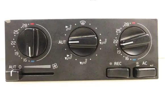 Volvo S70 V70 V70 XC Interior fan control switch 9134819