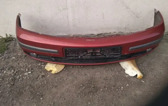Renault Laguna II Front bumper