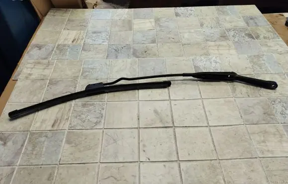 Opel Astra G Windshield/front glass wiper blade 90559554RH 182638