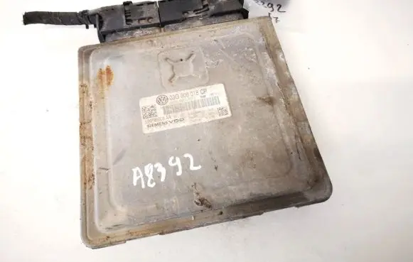 Volkswagen PASSAT B6 Engine control unit/module 03g906018cp 5wp45608aa
