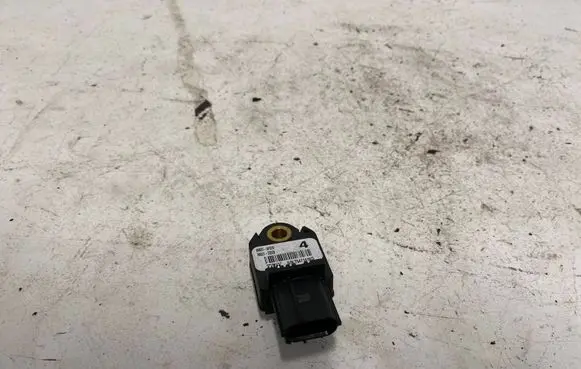 Lexus IS 220D-250-350 Airbag deployment crash/impact sensor 898310P020 8983122020 7547141613