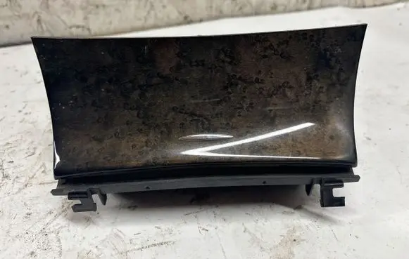 Mercedes-Benz E W211 Car ashtray 6802852 A211 040604