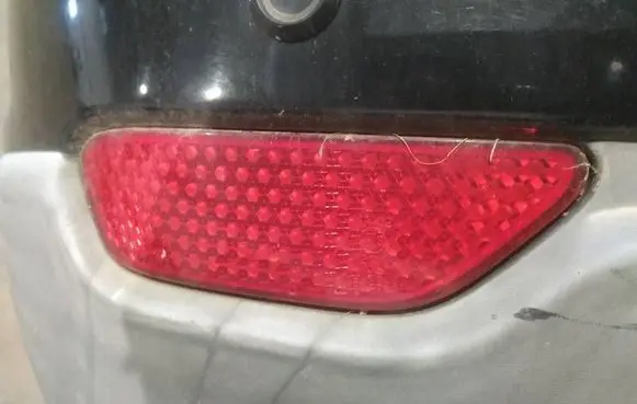 Chevrolet Captiva Rear tail light reflector 