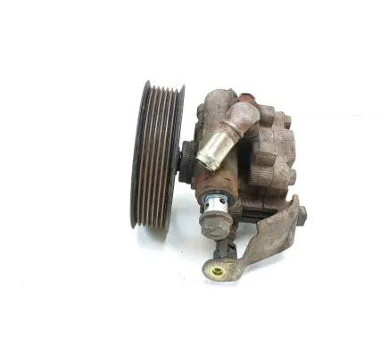 Toyota Avensis T250 Power steering pump