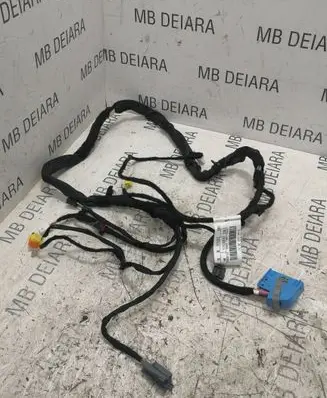 Mercedes-Benz GLE (W166 - C292) Other engine bay part A1665403602 3945715 1626679X