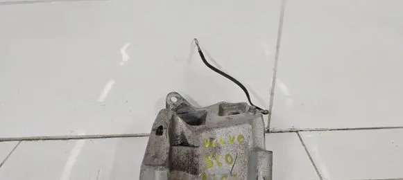Volvo V60 Engine mounting bracket 31460904