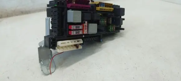 Mercedes-Benz C W204 SAM control unit A2049005601 A2049011901 A2049024301