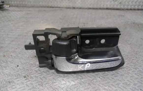 Toyota Avensis T250 Front door interior handle 50594A1