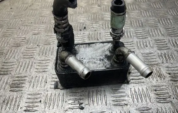 Ford S-MAX Transmission/gearbox oil cooler Fn0fa7A095