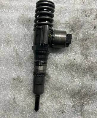 Audi A3 S3 8P Fuel injector 03G130073G