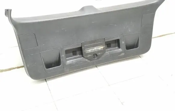 Volkswagen PASSAT B6 Trunk/boot side trim panel 3C9867605G 3C9867603C