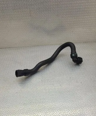Peugeot 308 Engine coolant pipe/hose 9673473780