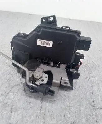 Audi A4 S4 B6 8E 8H Front door lock 8E1837016C