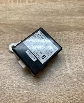 Toyota Prius (XW20) Door control unit/module 8974147101 61B490000