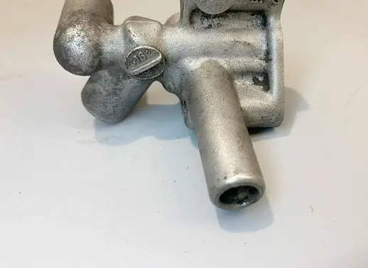 Mercedes-Benz E W123 other engine part R1020940512