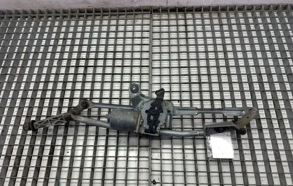 Volvo V70 Front wiper linkage and motor 8624239