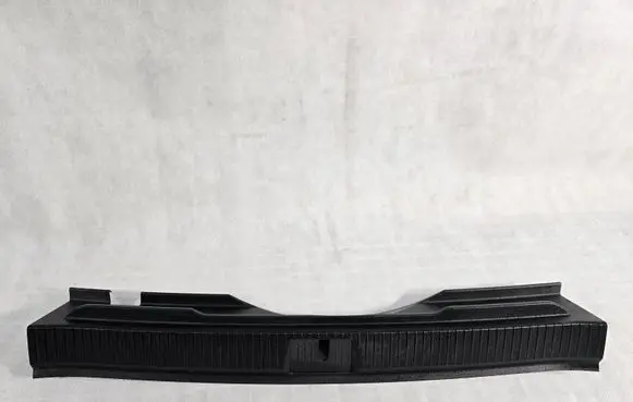 Volkswagen PASSAT B8 Trunk/boot sill cover protection 3G9863459