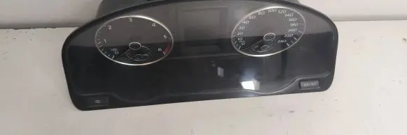 Volkswagen Transporter - Caravelle T5 Speedometer (instrument cluster) 7E0920870A VDD0243001