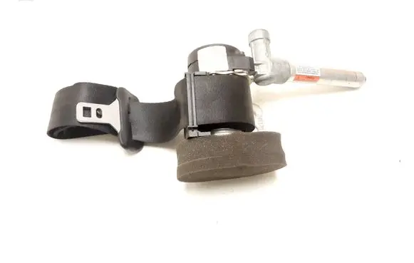 Volvo C30 Rear seatbelt 30642226