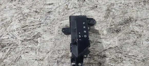 Toyota RAV 4 (XA50) Gear shift selector indicator 76L816LH