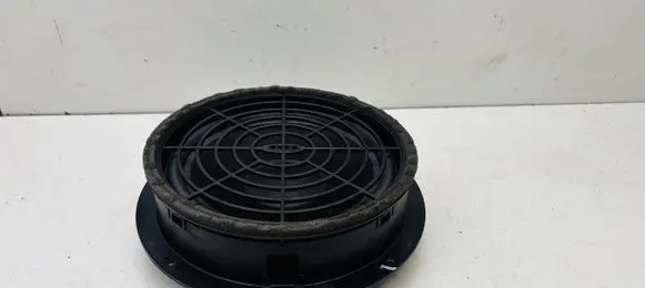 Audi Q3 8U Rear door speaker 8R0035415