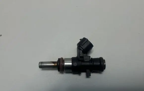 Audi Q5 SQ5 Fuel injector 06L906031C