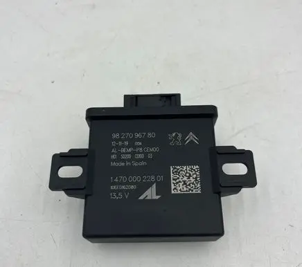 Peugeot 5008 Light module LCM 9827096780 147000022801