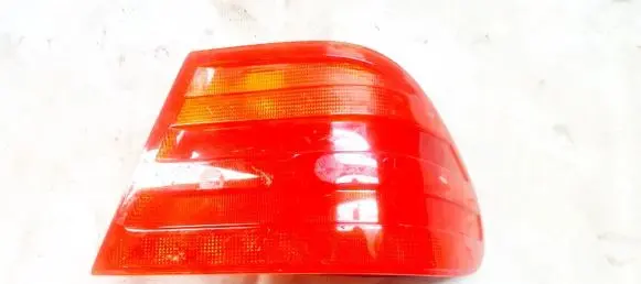 Mercedes-Benz E W210 Rear/tail lights 197042r