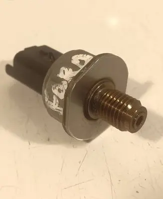 Ford Mondeo MK IV Fuel pressure sensor 55PP0203 0724616719 5ws40039
