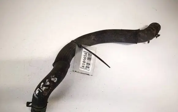 Engine coolant pipe/hose