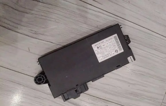 BMW 3 E90 E91 Comfort/convenience module 9262361