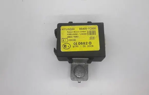 Hyundai Getz Other relay 954001C500 F005V00301 97RI000008