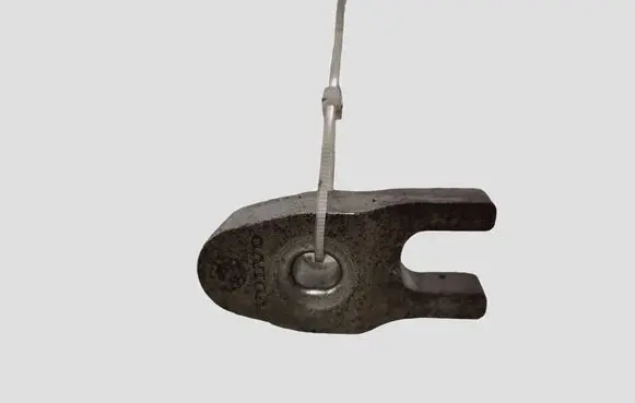 Volvo V40 Cross country Fuel Injector clamp holder