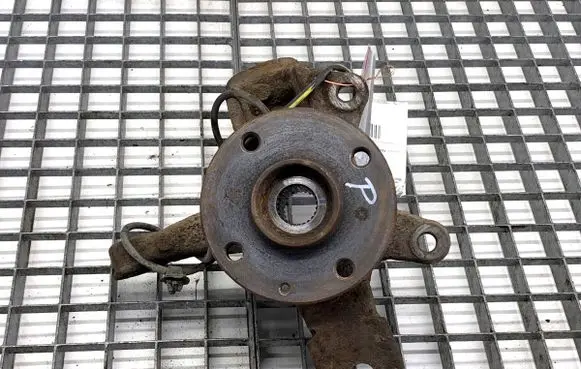 Peugeot 107 Front wheel hub spindle knuckle 