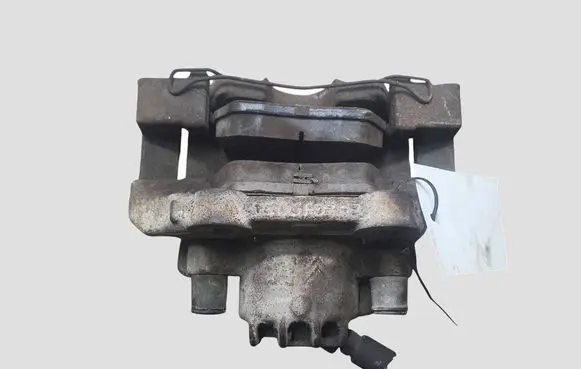 Peugeot 3008 I Front brake caliper
