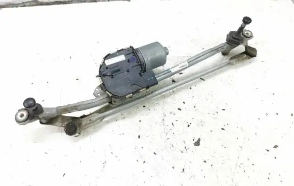 Audi A6 C7 Front wiper linkage and motor 4G1955023A 7021411
