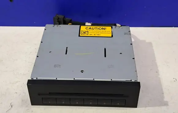 Mercedes-Benz E W211 CD/DVD changer A2118706189