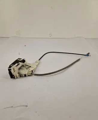 Mercedes-Benz Sprinter W906 Front door lock a9067202135