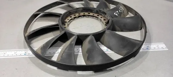 Volkswagen PASSAT B5.5 Fan impeller 058121301B