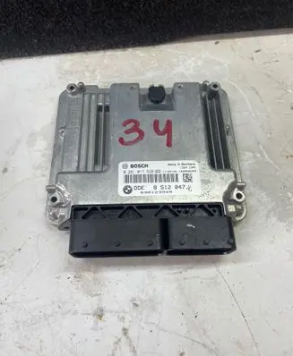 BMW 3 E90 E91 Engine control unit/module 0281017520 8512047