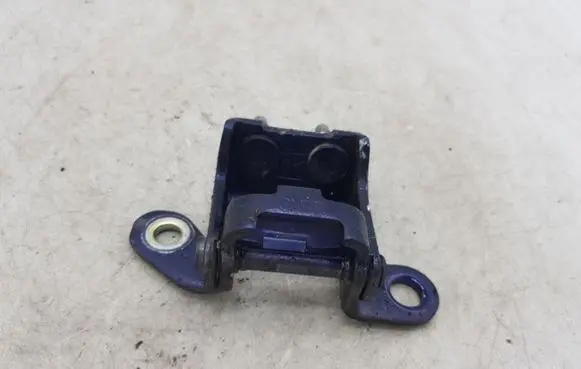Honda Accord Rear door lower hinge NOCODE