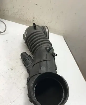 Mercedes-Benz E W211 Engine coolant pipe/hose A2115010982