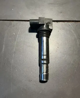 Volkswagen Golf Plus High voltage ignition coil U5002