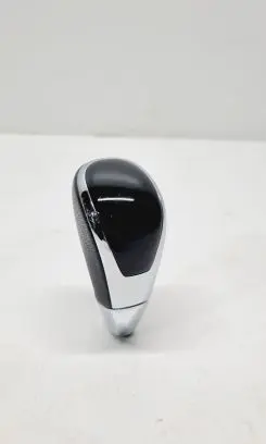 Nissan Pulsar Gear lever shifter trim leather/knob 349103ZL1A